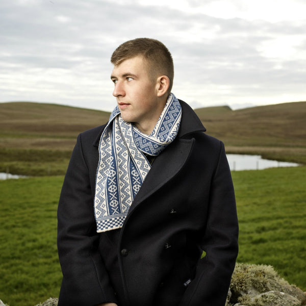 Design 3) - Thick 2-colour Scarf - T904 - BAKKA