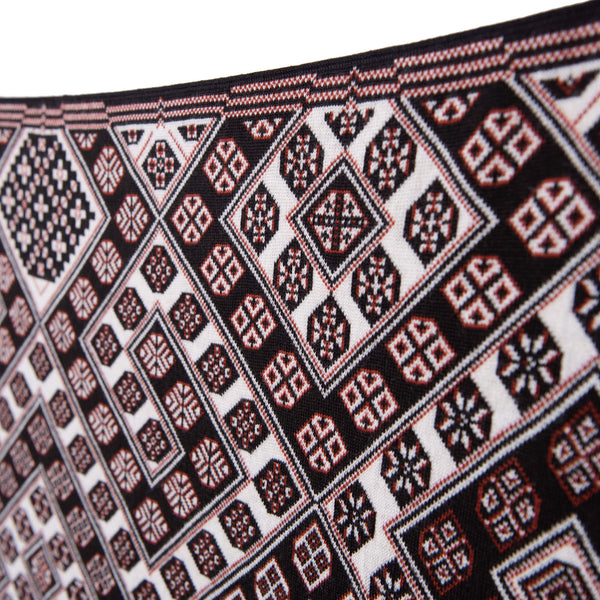 3D Design Tablecloth in contemporary classic design - superfine merino - BAKKA