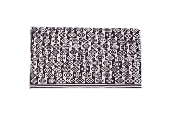 Design 12) - 2-Colour Throw - F - BAKKA