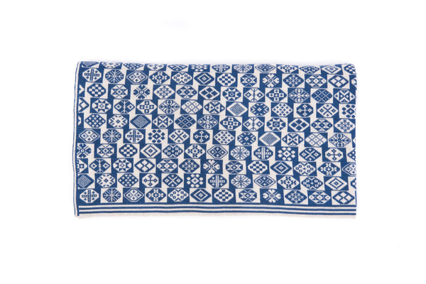 Design 12) - 2-Colour Throw - F - BAKKA