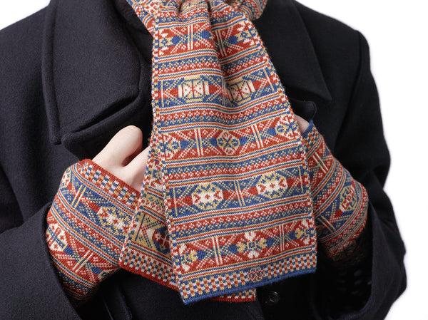 Design 2  - Heritage Wristwarmers in rare pattern - BAKKA